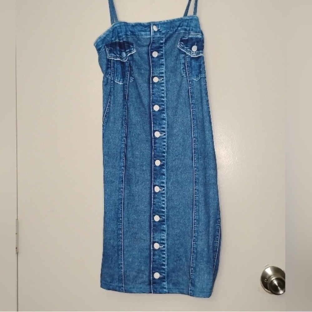 Casual Blue Button-Down Denim Midi Dress